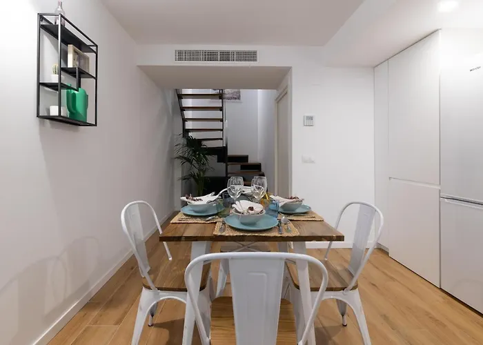 Dormforyou Alameda 12 Apartment