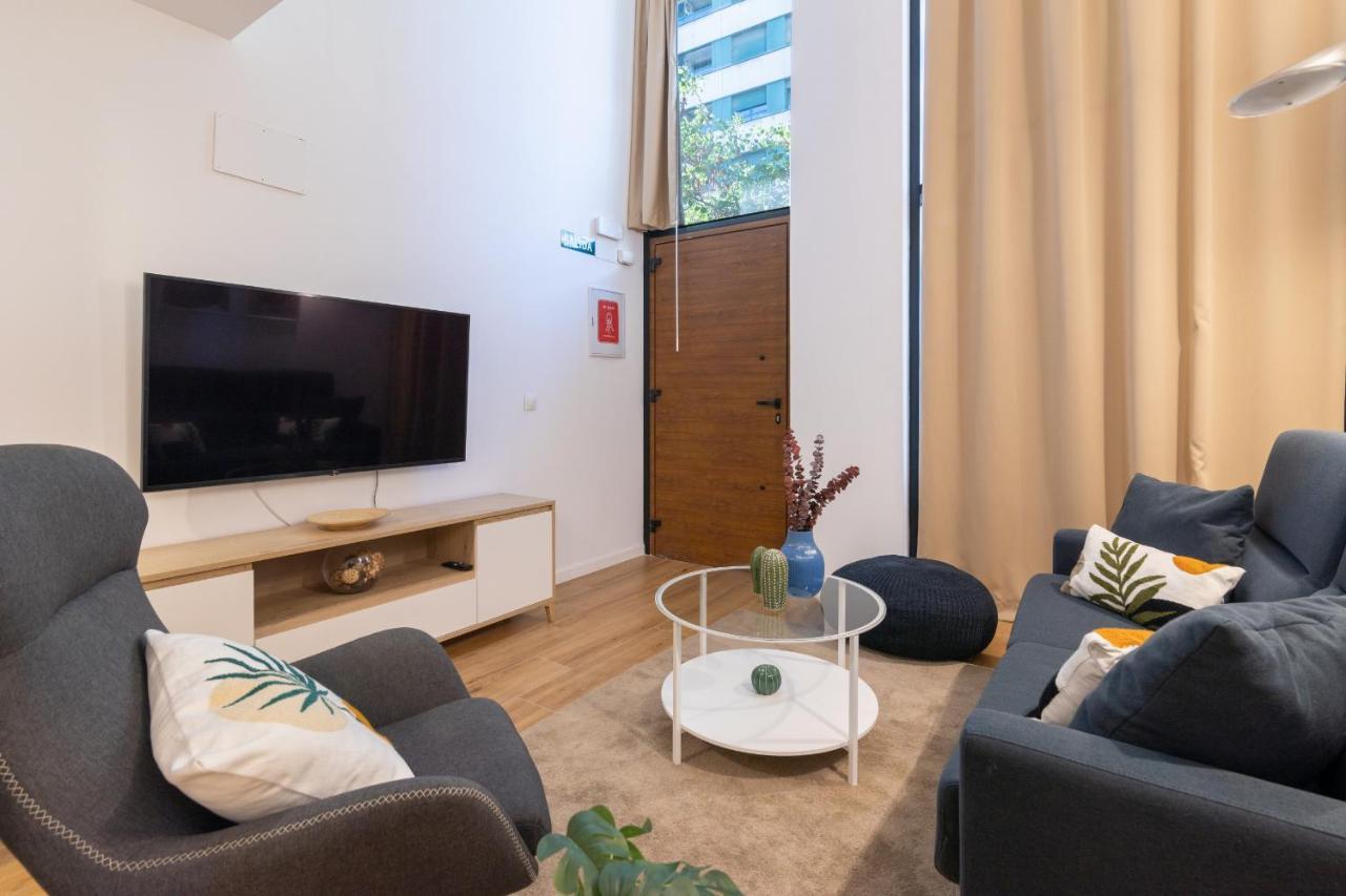 Dormforyou Alameda 12